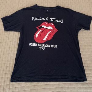Black Rolling Stones t shirt